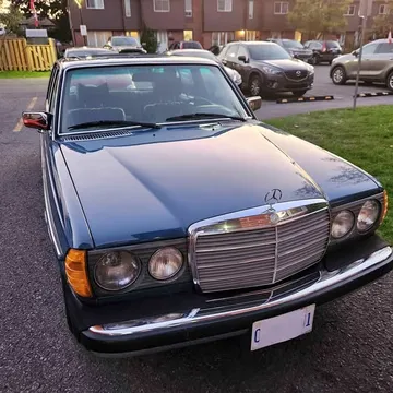 1977 Mercedes-Benz 300 D