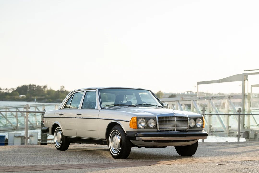 1977 Mercedes-Benz W123 Sedan - Image 22 of 31