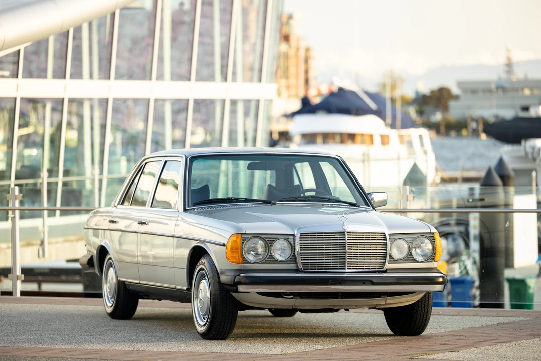 1977 Mercedes-Benz W123 Sedan - Image 23 of 31