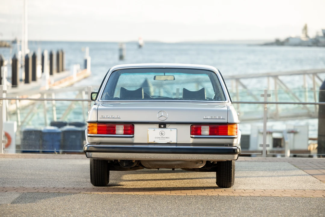 1977 Mercedes-Benz W123 Sedan - Image 13 of 31