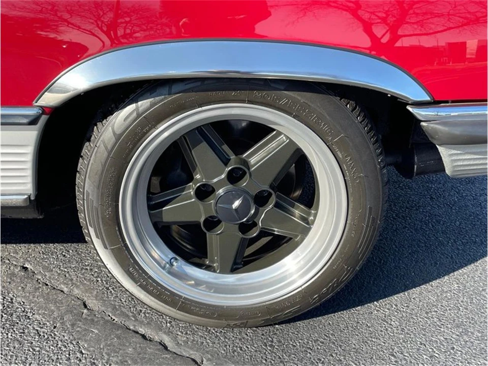 1977 Mercedes-Benz 450SEL - Image 28 of 31