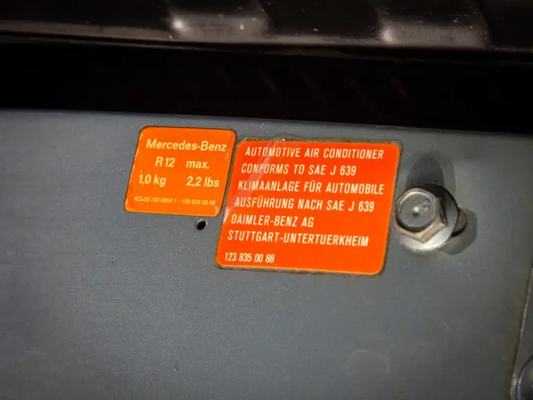 1977 Mercedes-Benz 450SEL - Image 28 of 31