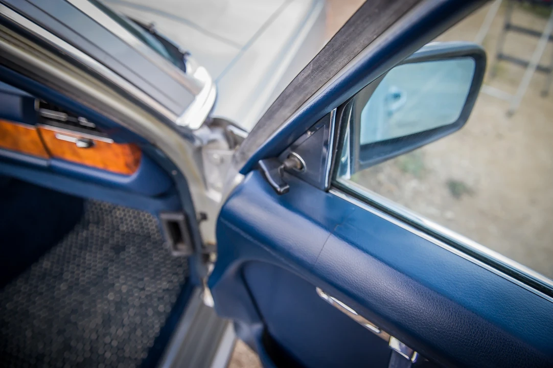1977 Mercedes-Benz 450SEL 6.9 - Image 28 of 31