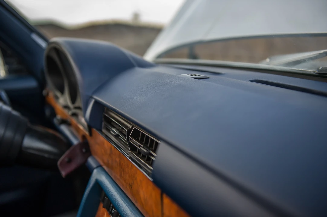 1977 Mercedes-Benz 450SEL 6.9 - Image 29 of 31