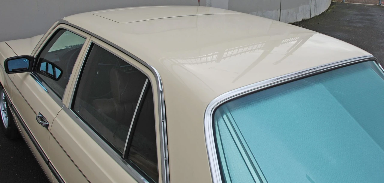 1977 Mercedes-Benz W116 S-Class - Image 19 of 31