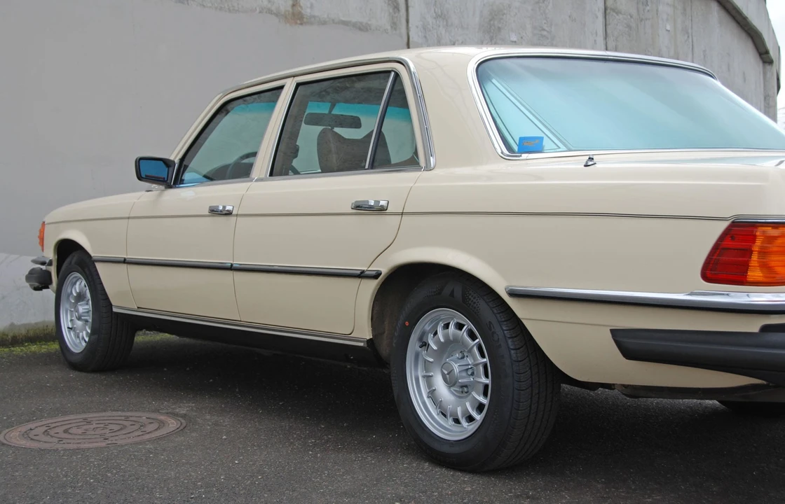 1977 Mercedes-Benz W116 S-Class - Image 21 of 31