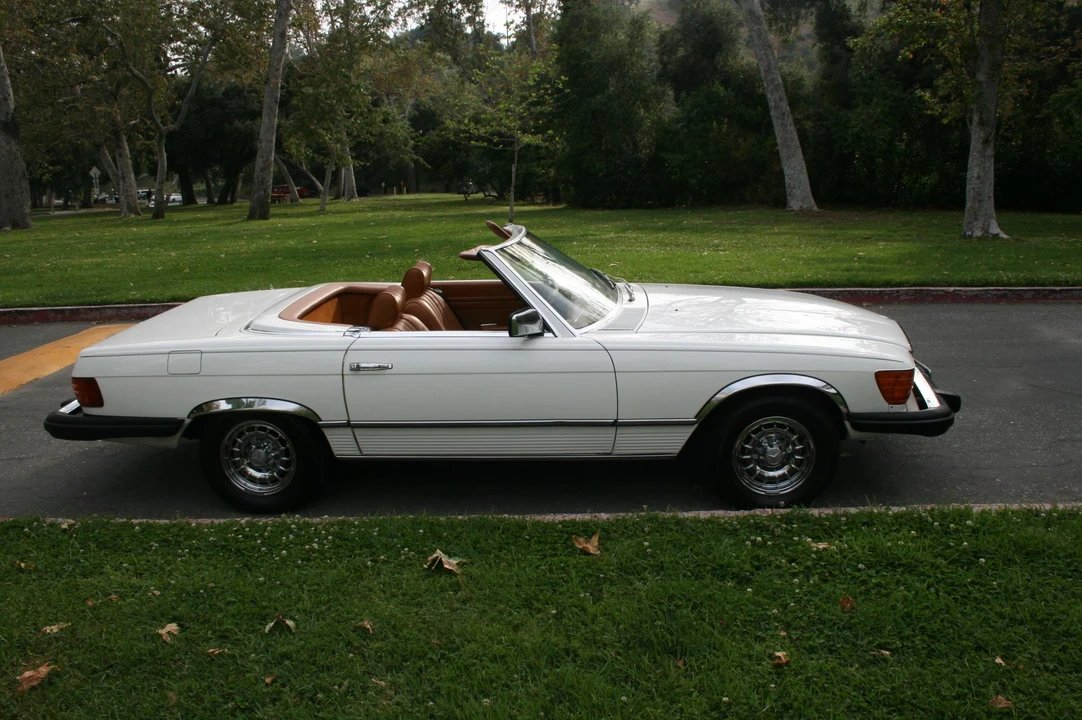 1977 Mercedes-Benz R107 SL-Class - Image 16 of 31