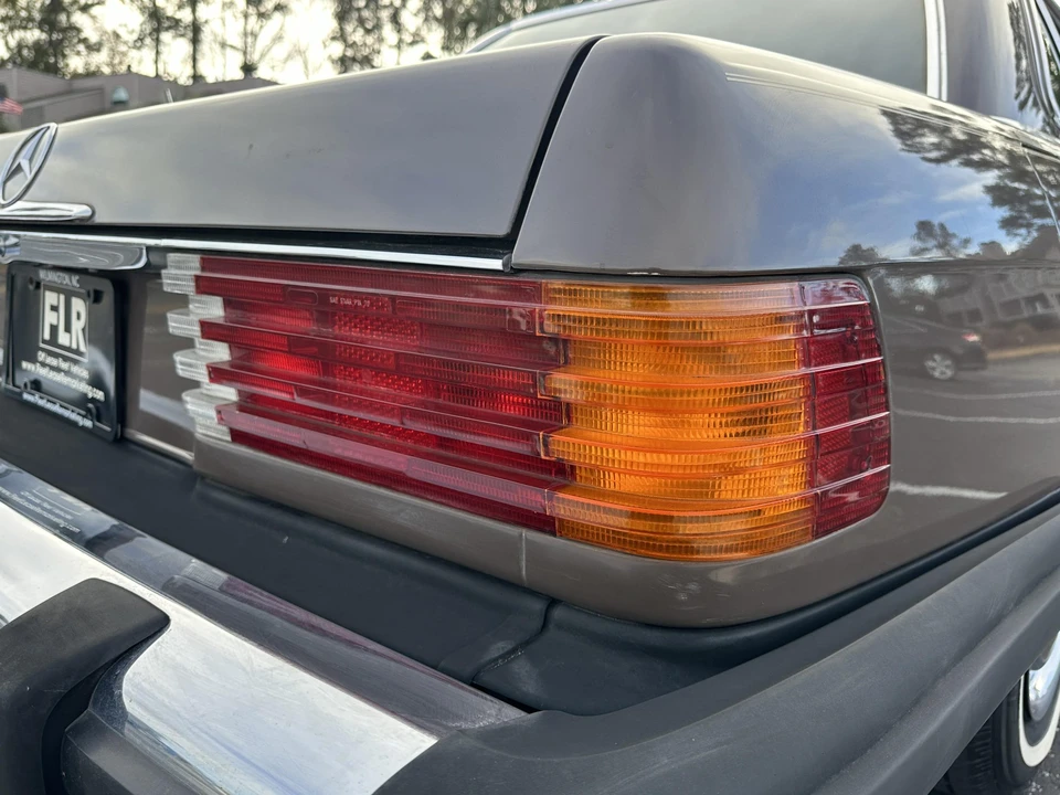 1977 Mercedes-Benz R107 SL-Class - Image 28 of 31