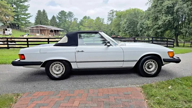 1977 Mercedes-Benz SL 450 Roadster