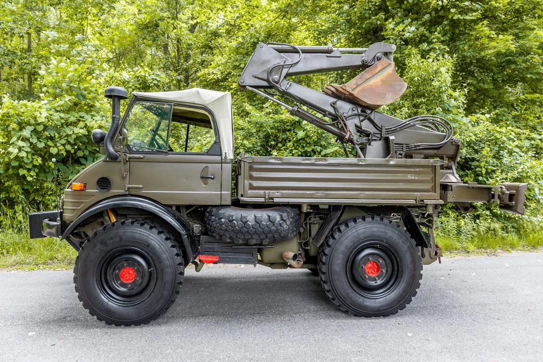 1977 Mercedes-Benz Unimog - Image 12 of 31