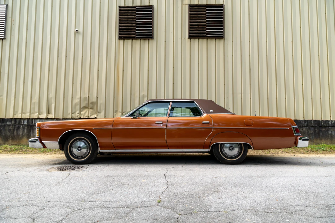 1977 Mercury Marquis - Image 2 of 31