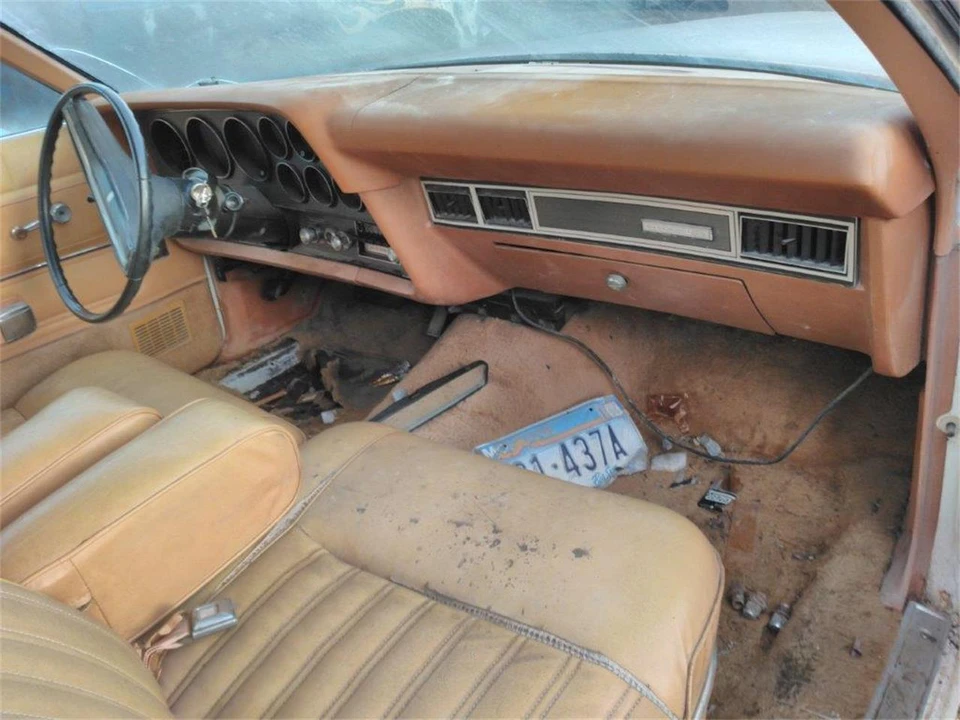 1977 Mercury - Image 15 of 23