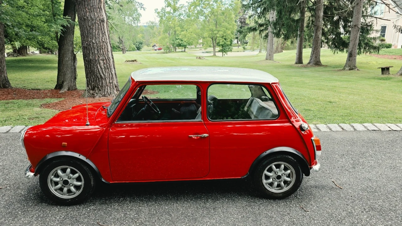 1977 Mini Mini Mark IV - Image 2 of 31