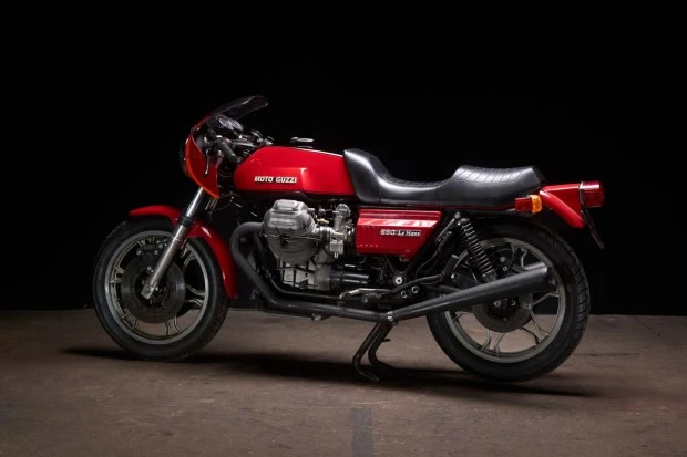1977 Moto Guzzi Le Mans - Image 2 of 6