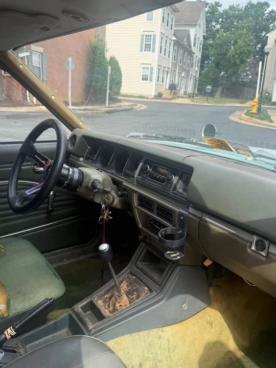 1977 Nissan Bluebird - Image 9 of 11