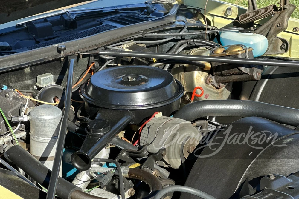 1977 Oldsmobile Cutlass Supreme - Image 2 of 31