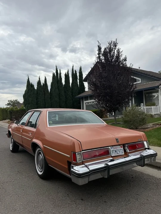 1977 Oldsmobile 88 - Image 2 of 4