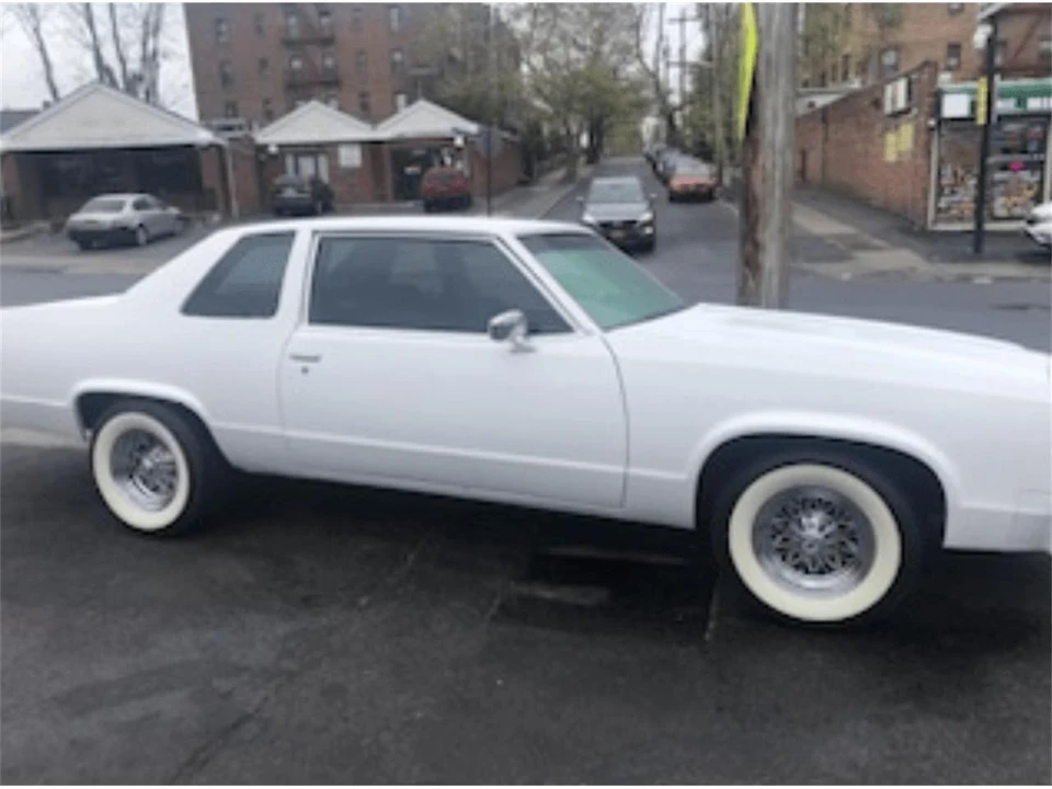 1977 Oldsmobile 98 - Image 4 of 10