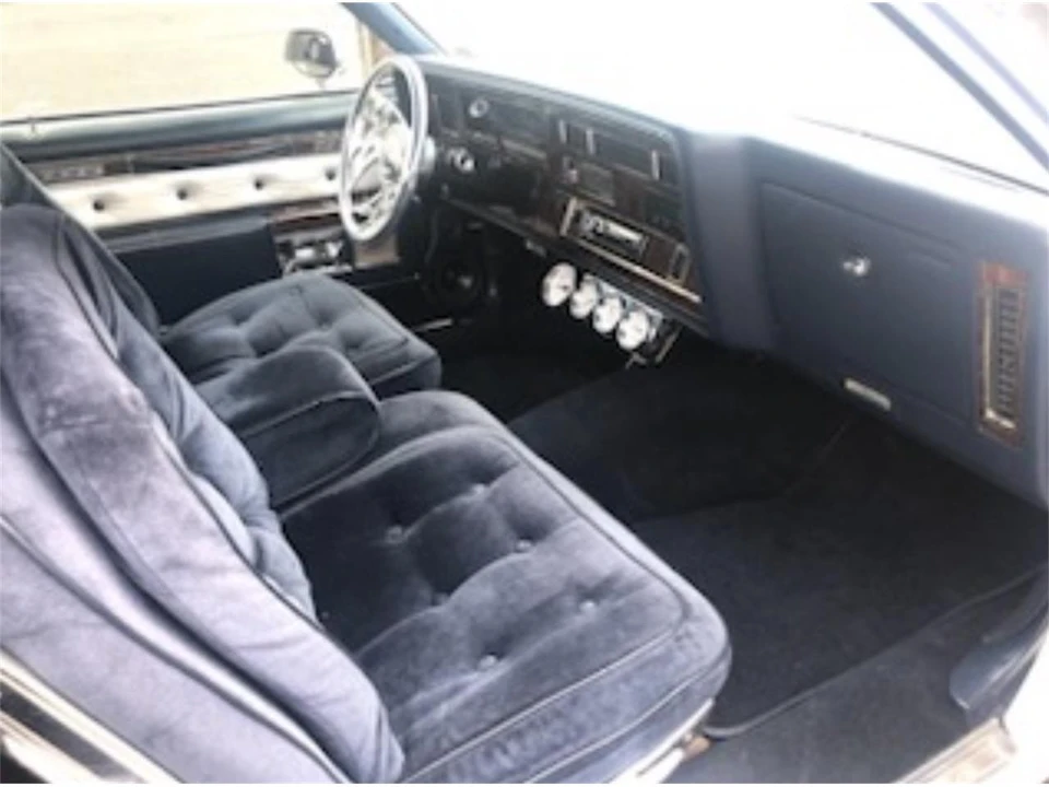 1977 Oldsmobile 98 - Image 5 of 10