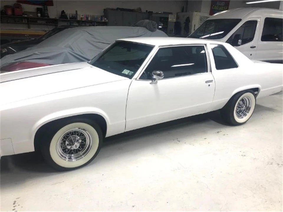 1977 Oldsmobile 98 - Image 6 of 19