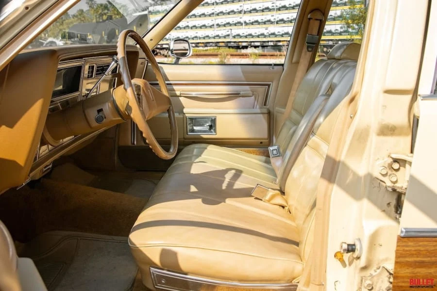 1977 Oldsmobile Custom Cruiser - Image 3 of 13