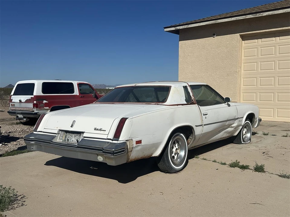 1977 Oldsmobile Cutlass 4th Gen - Image 13 of 19