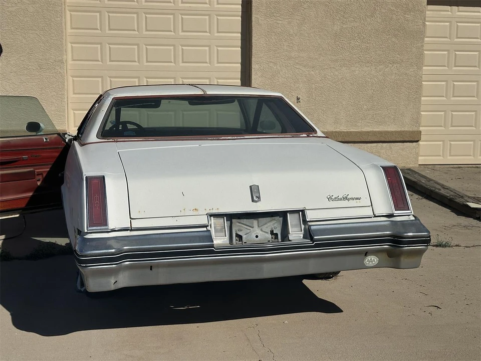 1977 Oldsmobile Cutlass 4th Gen - Image 14 of 19