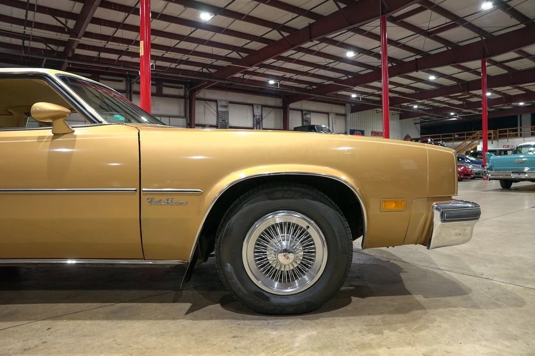 1977 Oldsmobile Cutlass 4th Gen - Image 11 of 12