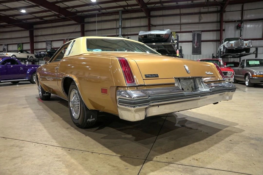 1977 Oldsmobile Cutlass 4th Gen - Image 6 of 12