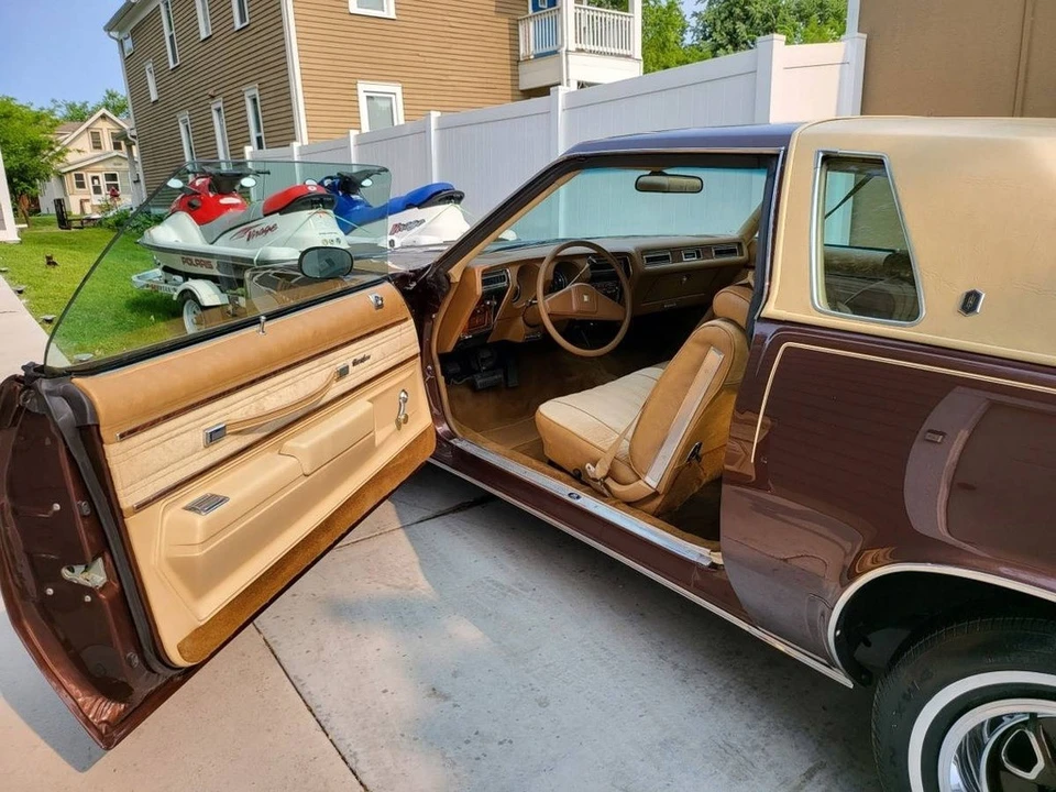 1977 Oldsmobile Cutlass 4th Gen - Image 9 of 12