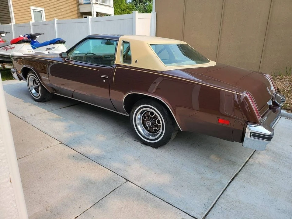 1977 Oldsmobile Cutlass 4th Gen - Image 4 of 12