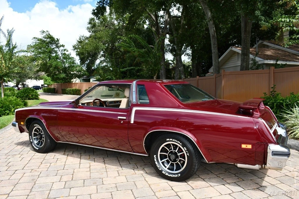 1977 Oldsmobile Cutlass 4th Gen - Image 8 of 21
