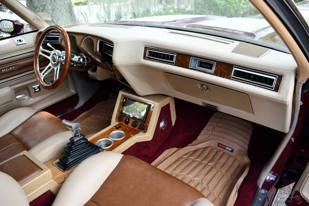 1977 Oldsmobile Cutlass 4th Gen - Image 11 of 21