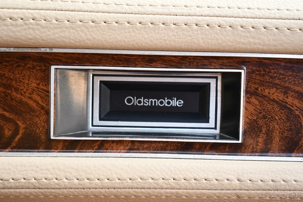 1977 Oldsmobile Cutlass 4th Gen - Image 15 of 21