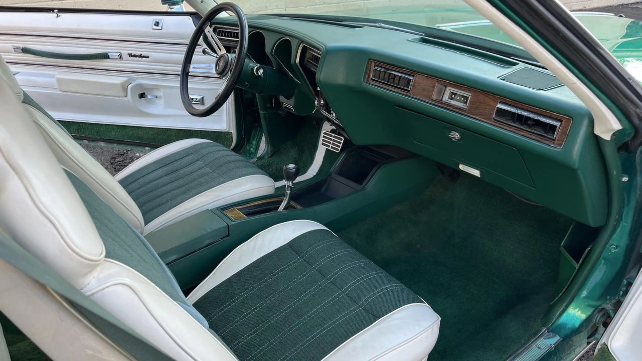 1977 Oldsmobile Cutlass 4th Gen - Image 7 of 25