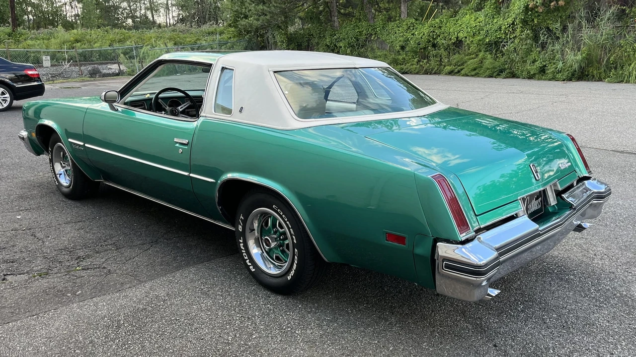 1977 Oldsmobile Cutlass 4th Gen - Image 23 of 25