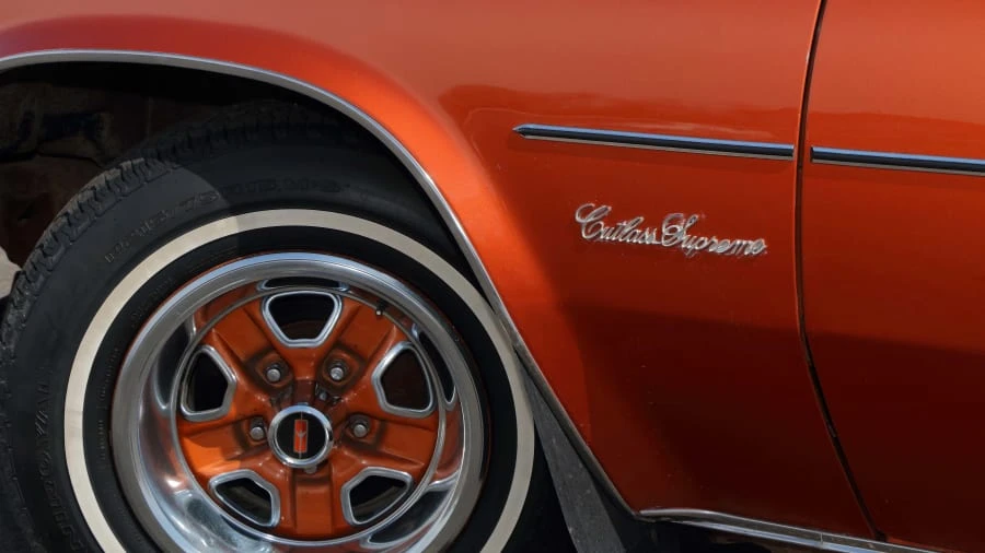 1977 Oldsmobile Cutlass 4th Gen - Image 10 of 12