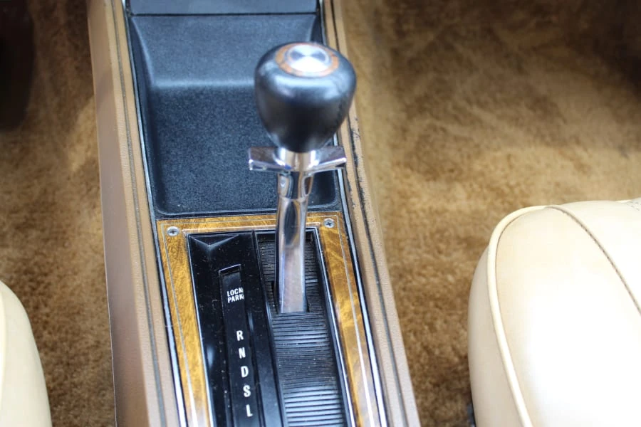 1977 Oldsmobile Cutlass 4th Gen - Image 6 of 9