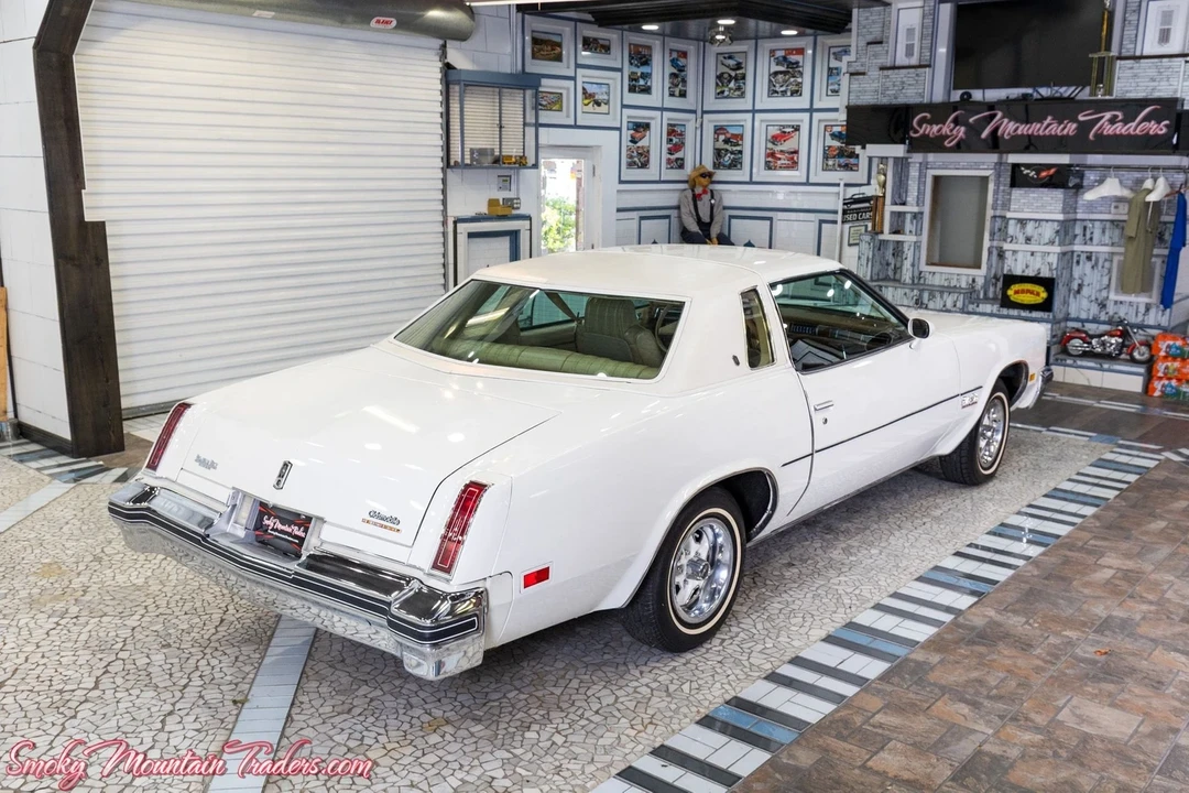 1977 Oldsmobile Cutlass 4th Gen - Image 20 of 21