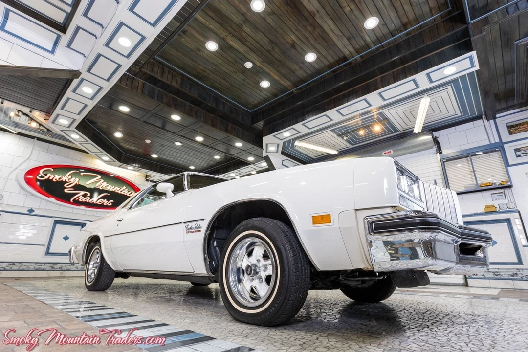 1977 Oldsmobile Cutlass 4th Gen - Image 18 of 21