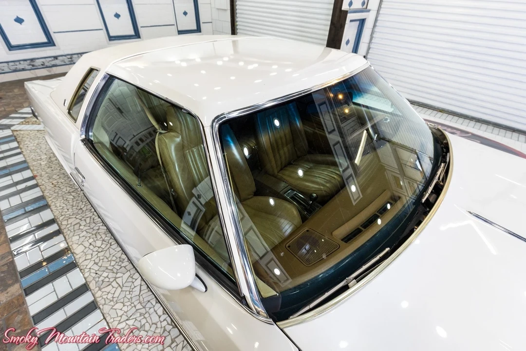 1977 Oldsmobile Cutlass 4th Gen - Image 15 of 21