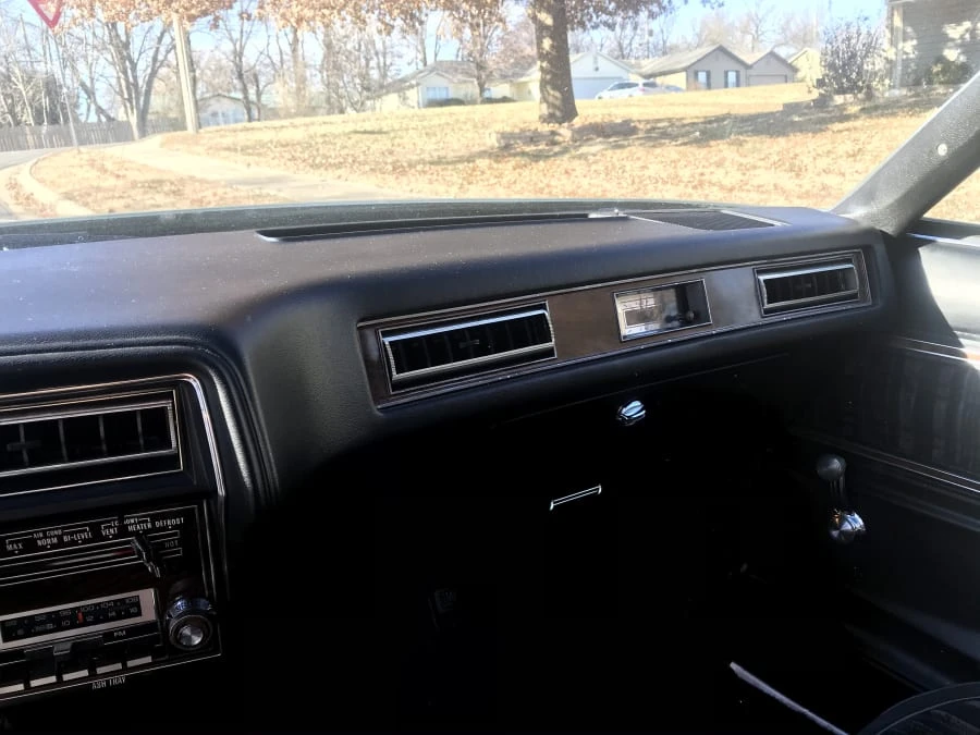 1977 Oldsmobile Cutlass 4th Gen - Image 8 of 11