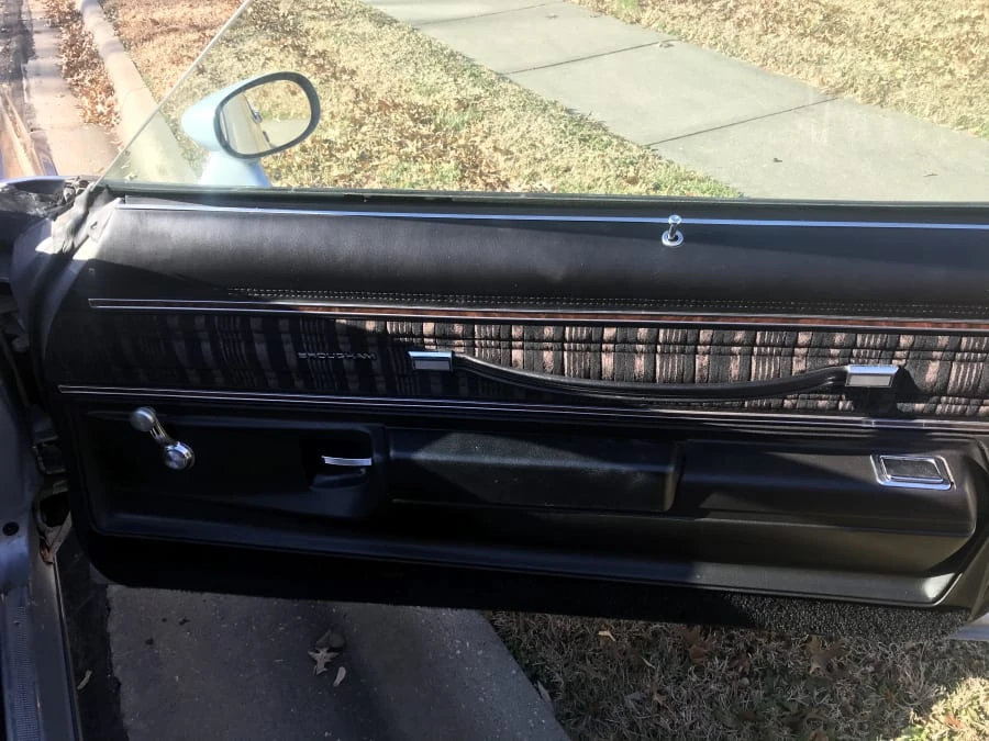 1977 Oldsmobile Cutlass 4th Gen - Image 10 of 11