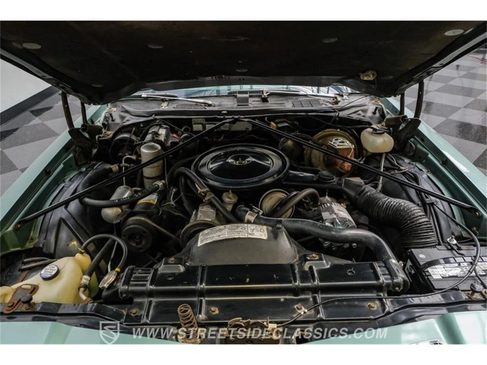 1977 Oldsmobile Cutlass 4th Gen - Image 3 of 31