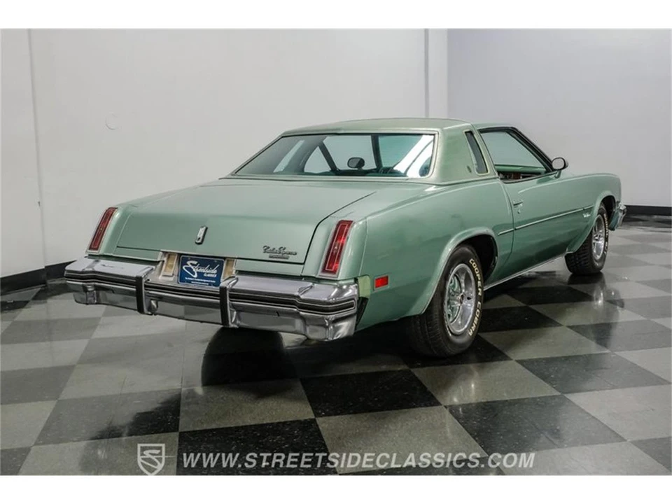 1977 Oldsmobile Cutlass 4th Gen - Image 25 of 31