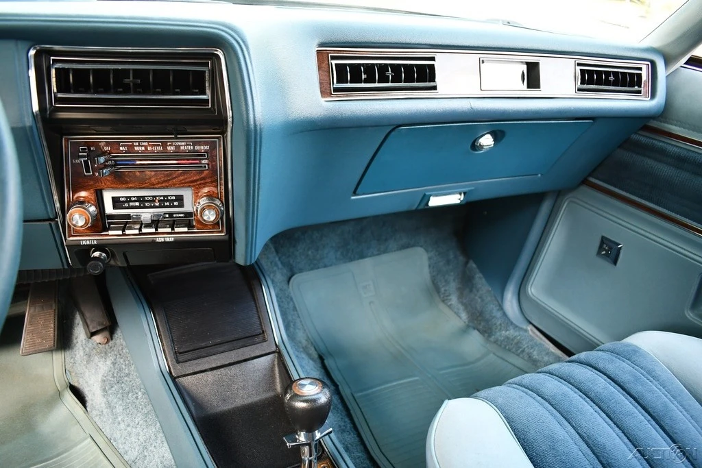 1977 Oldsmobile Cutlass 4th Gen - Image 15 of 21