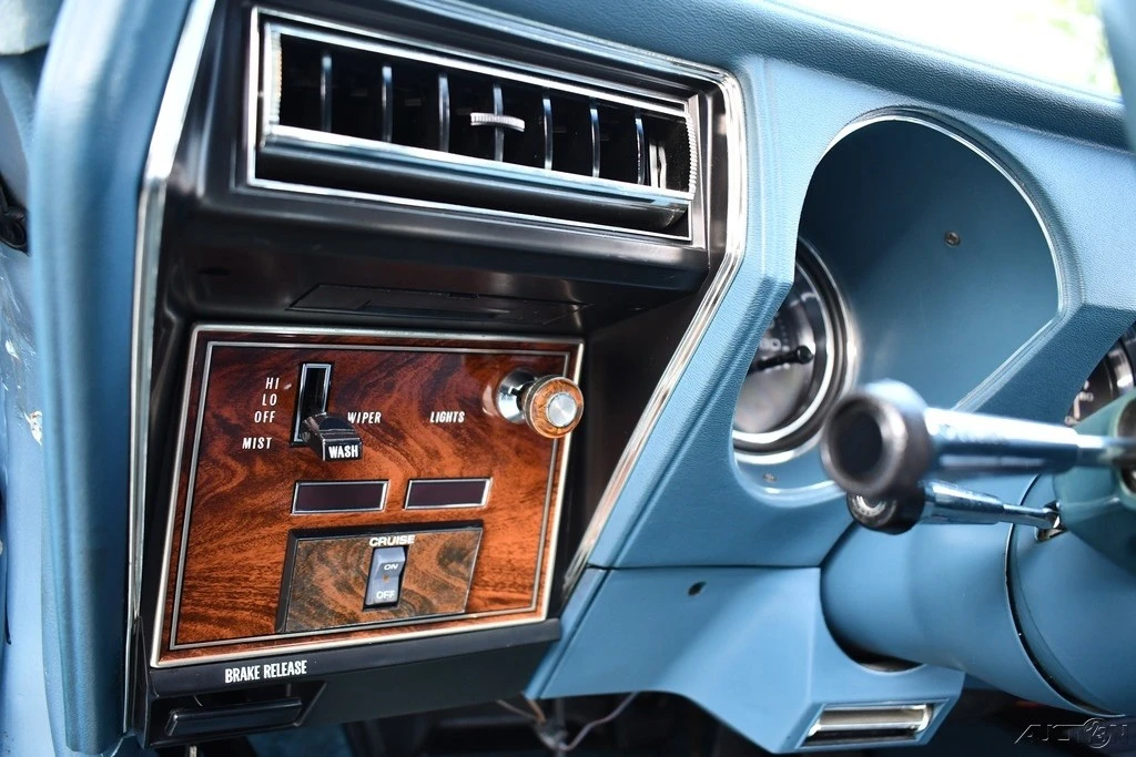 1977 Oldsmobile Cutlass 4th Gen - Image 18 of 21