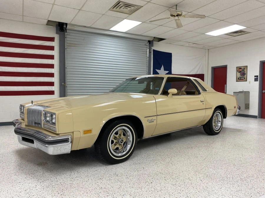 1977 Oldsmobile Cutlass Supreme - Image 2 of 15