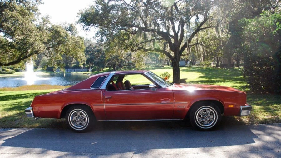 1977 Oldsmobile Cutlass 4th Gen - Image 2 of 12