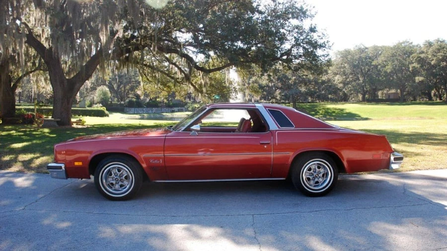 1977 Oldsmobile Cutlass 4th Gen - Image 10 of 12